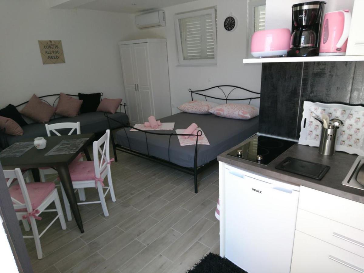Apartamento Nessa & Meli Makarska Exterior foto