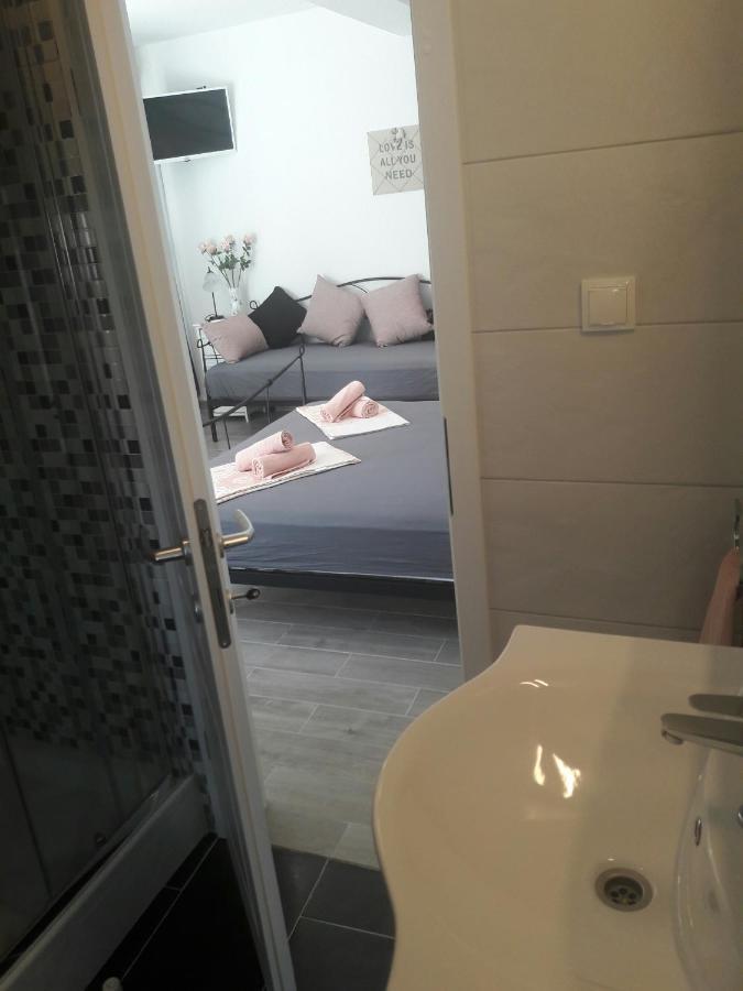 Apartamento Nessa & Meli Makarska Exterior foto